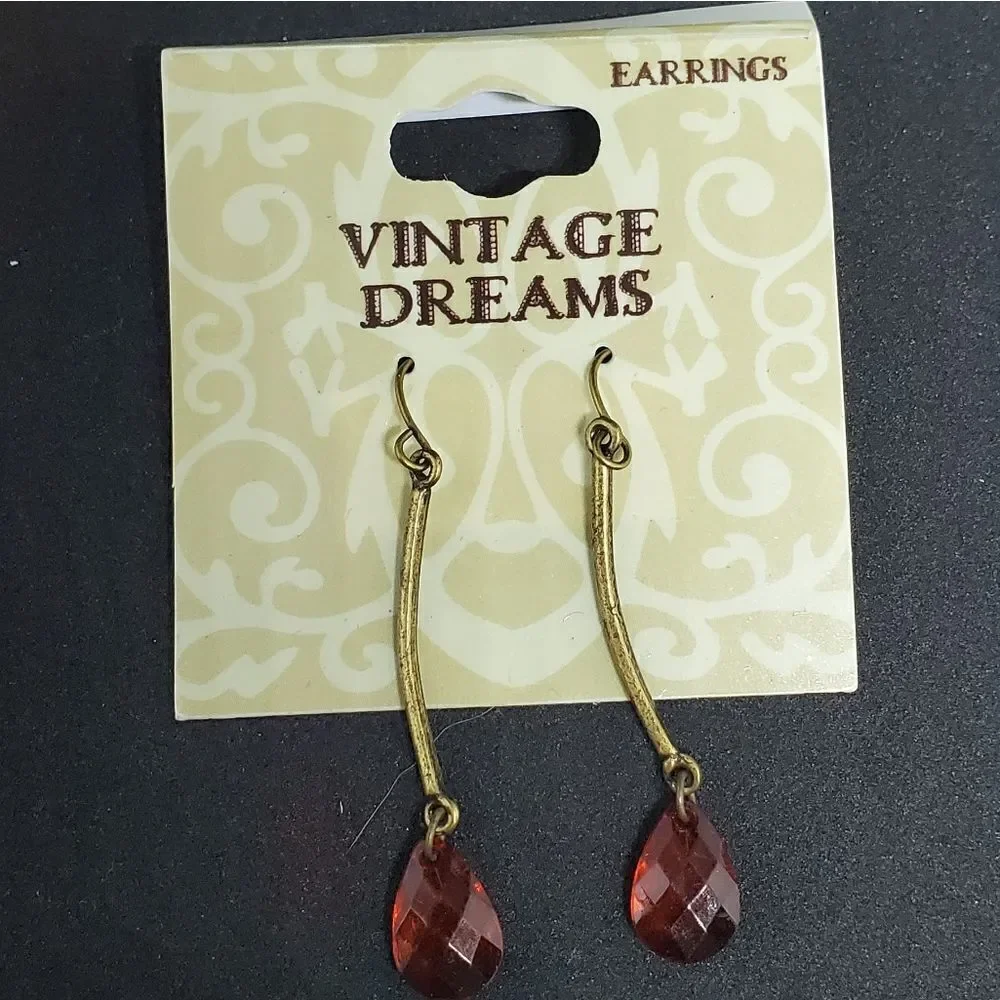 NWT Vintage Dreams Gold & Orange Dangling Earrings
